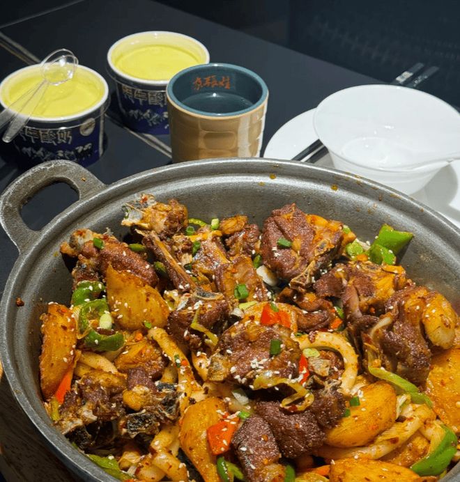 西北双人游路线、景点和美食旅游攻略开元棋牌app西北七天六晚多少钱？(图3)