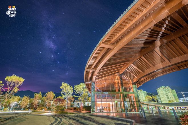 您共赴2025丽江双子座流星雨观星季开元棋牌观测条件近六十年最佳！玉龙邀(图3)