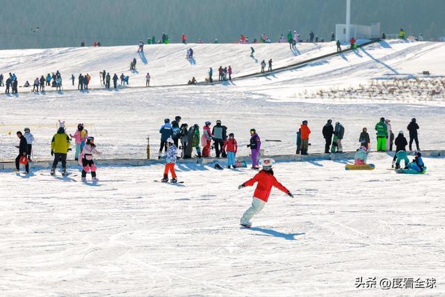 大滑雪场免费玩冰雪狂欢嗨翻全城！开元棋牌乌鲁木齐首个雪假来袭6(图28)